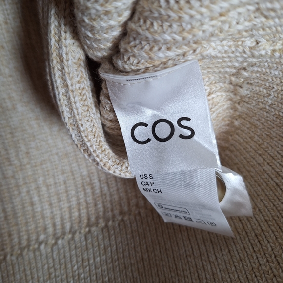 COS Cream Ribbed V-Neck Button-Front Cardigan - Picture 5 of 9